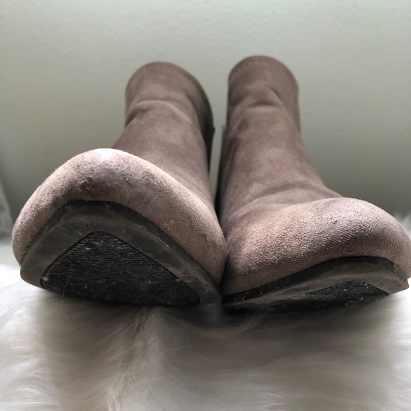 Taupe Suede Slip-On Boots- Unisa Size 8 - Picture 3 of 10